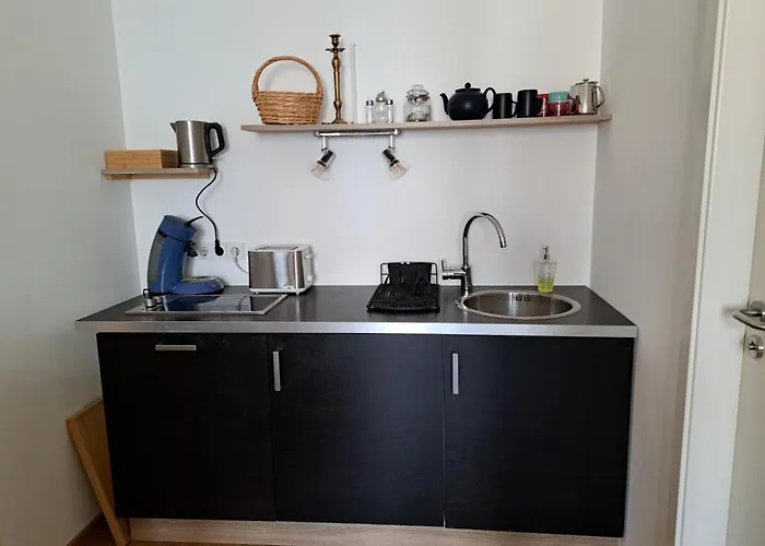 Charmantes Wohnen Für 2 * Potsdam