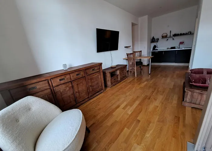 Charmantes Wohnen Für 2 * Potsdam